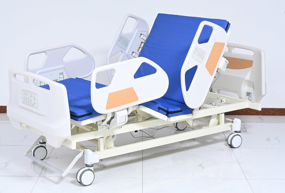 CE Approved Electric Hospital Nursing Bed 3 Function ABS Endboard 200KG Load
